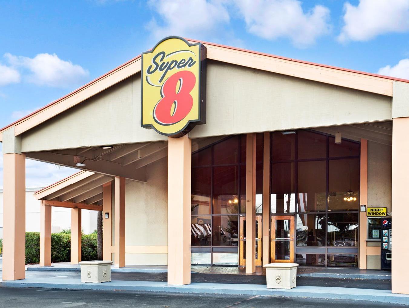 Hotel Super 8 By Wyndham Kissimmee/Maingate/Orlando Area Celebration Exterior foto