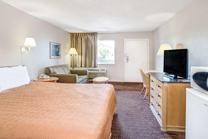 Hotel Super 8 By Wyndham Kissimmee/Maingate/Orlando Area Celebration Exterior foto