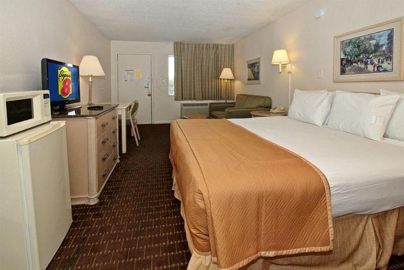 Hotel Super 8 By Wyndham Kissimmee/Maingate/Orlando Area Celebration Exterior foto